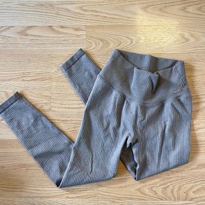 Lilias Active Ribbed Seamless Leggings- Brown